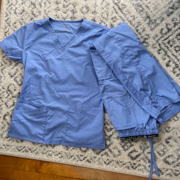 Cherokee Luxe Scrub Set XXS - Picture 1 of 1